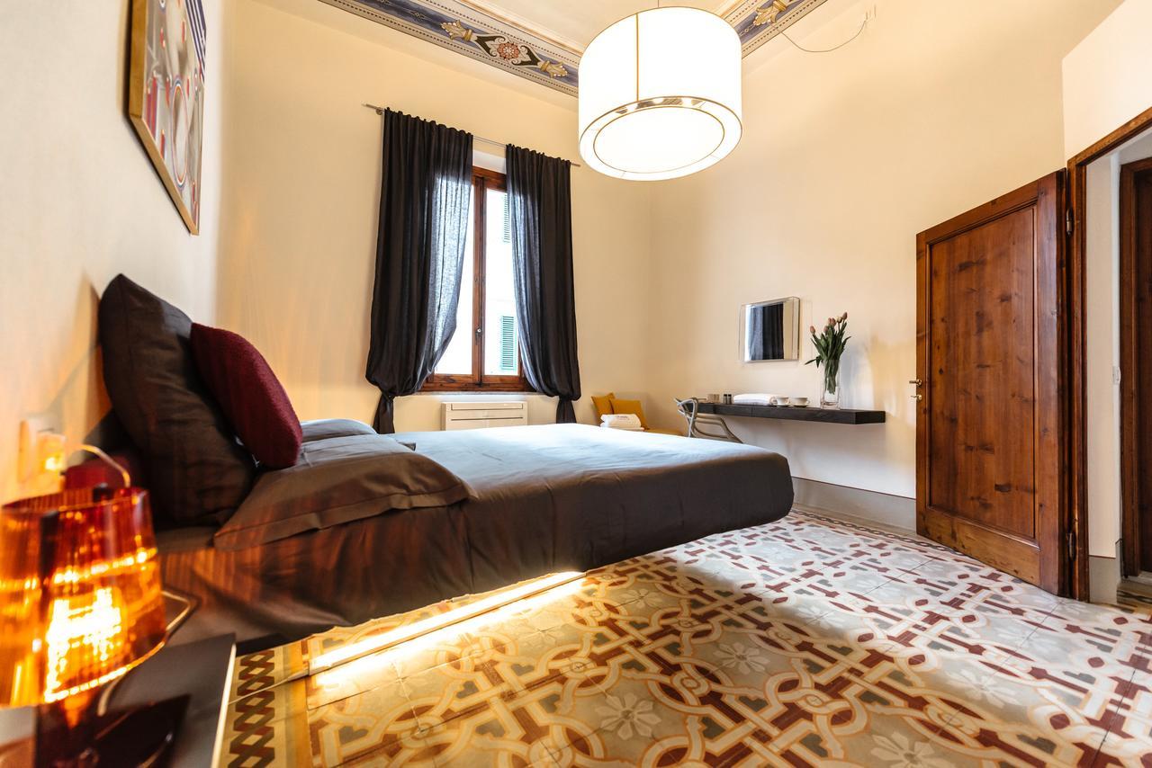 エンポリ Residenza Cavourアパートホテル エクステリア 写真