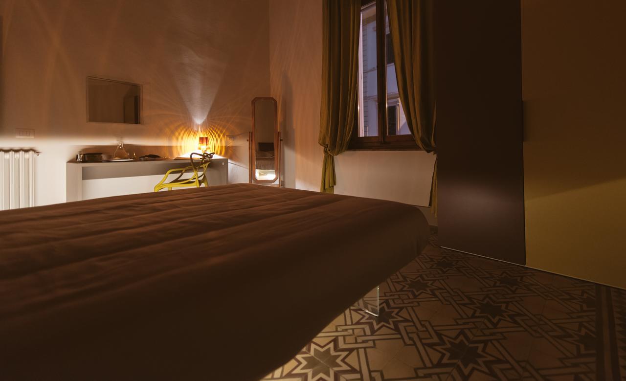 エンポリ Residenza Cavourアパートホテル エクステリア 写真