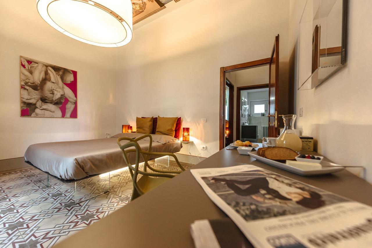 エンポリ Residenza Cavourアパートホテル エクステリア 写真