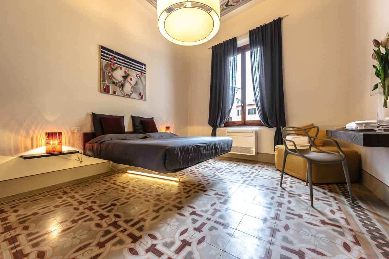エンポリ Residenza Cavourアパートホテル エクステリア 写真