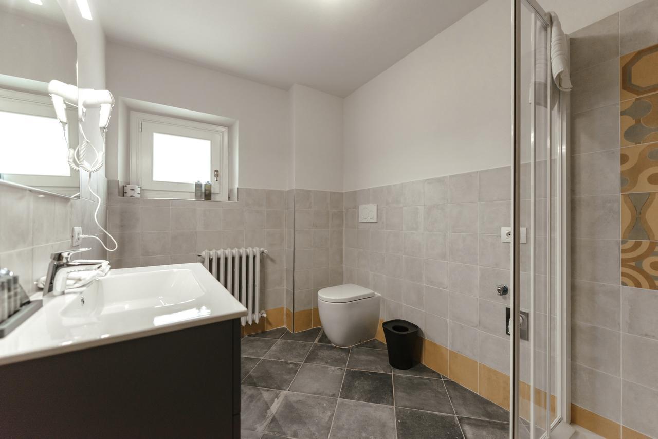エンポリ Residenza Cavourアパートホテル エクステリア 写真