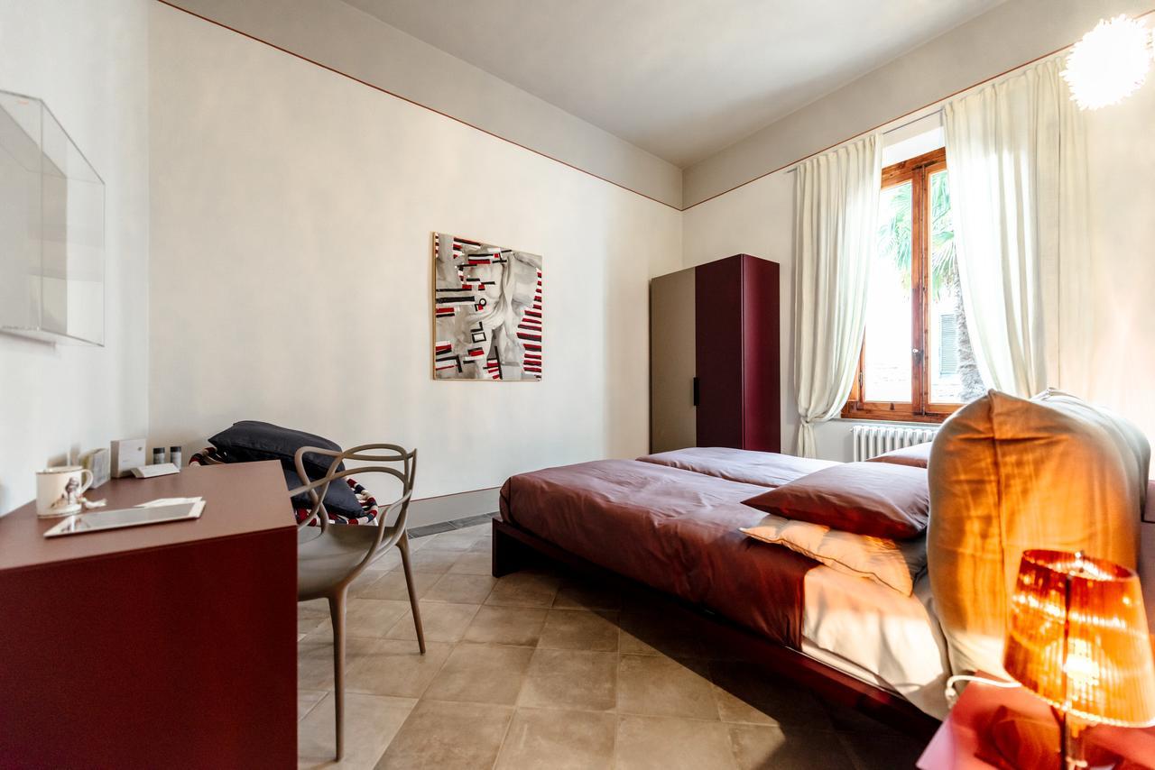 エンポリ Residenza Cavourアパートホテル エクステリア 写真
