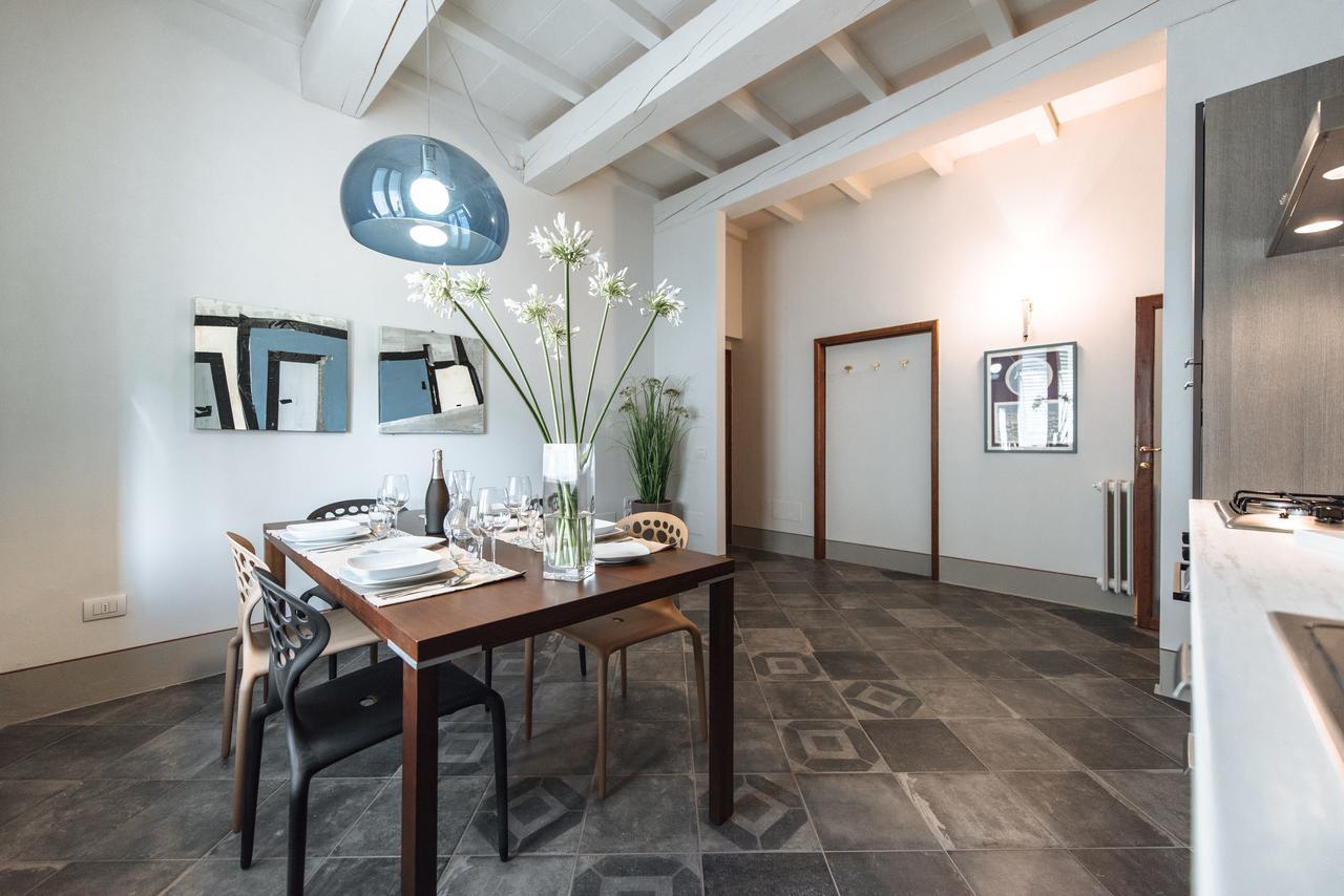 エンポリ Residenza Cavourアパートホテル エクステリア 写真